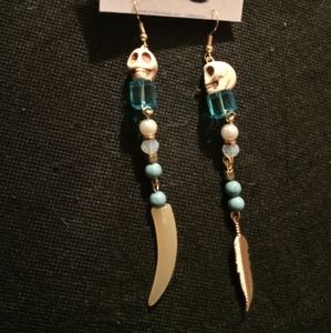 Skull drop earrings